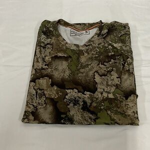 EUC Mens long sleeve Tekari camouflage shirt